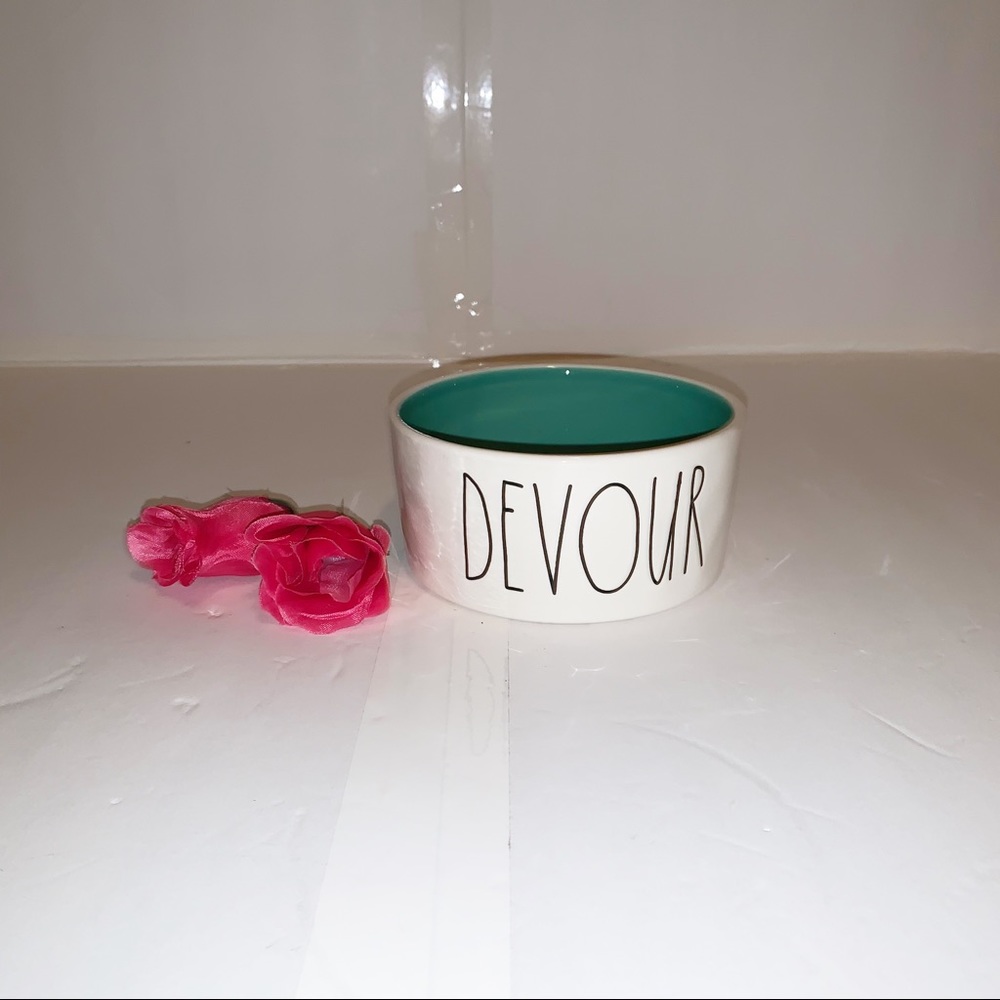 NWT Rae Dunn “ Devour” Dog Bowl